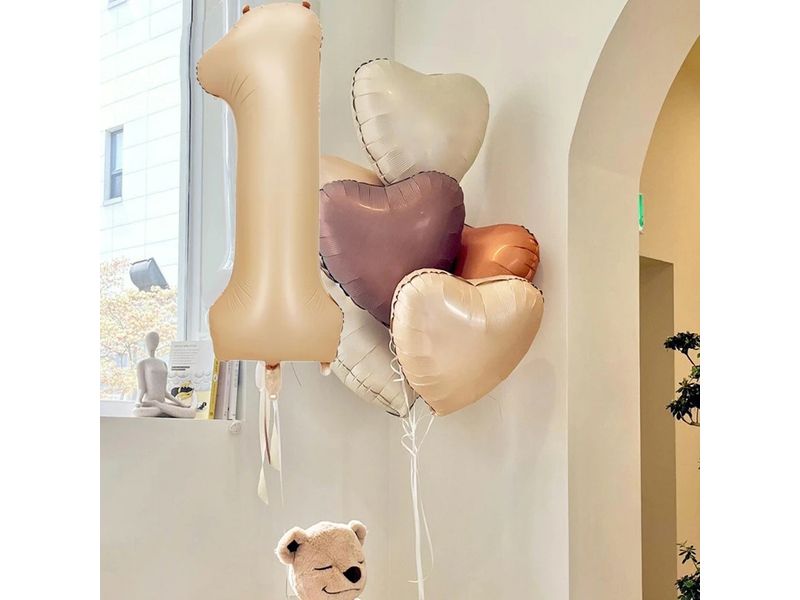 Balon foliowy z helem serce, beżowy, 45 cm (18 cali) - obrazek 3